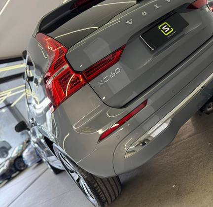 VOLVO XC60 2.0 T8 RECHARGE PLUS AWD GEARTRONIC VOLVO XC60 2.0 T8 RECHARGE PLUS AWD GEARTRONIC